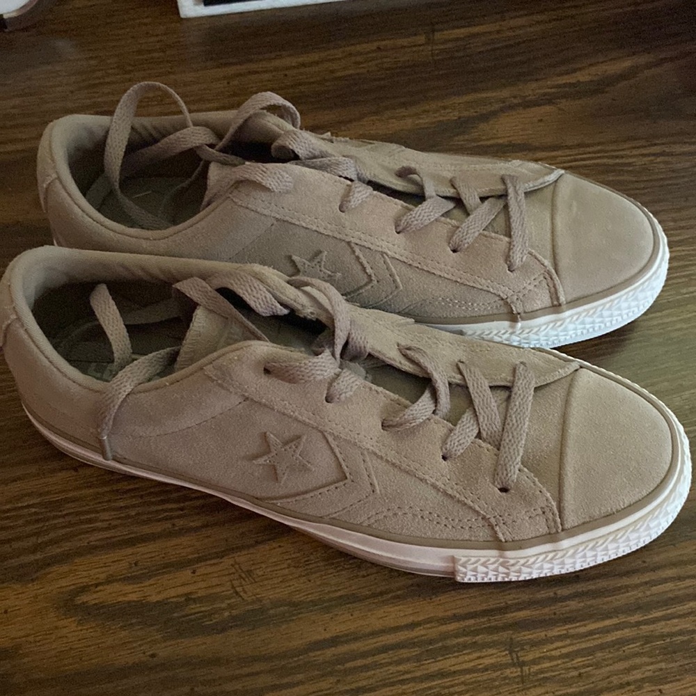 tan one star converse barely worn